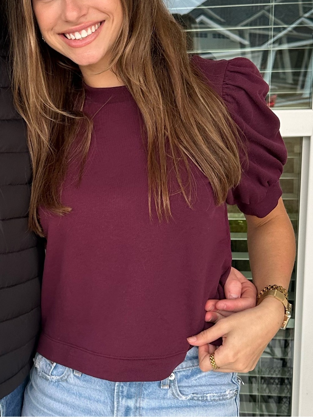 H&M Short-Sleeved Puff-Sleeve Blouse Top in burgundy/dark berry - Women’s